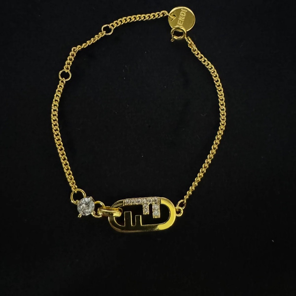 DESIGNER INSPIRED STONE LOGO BRACELET